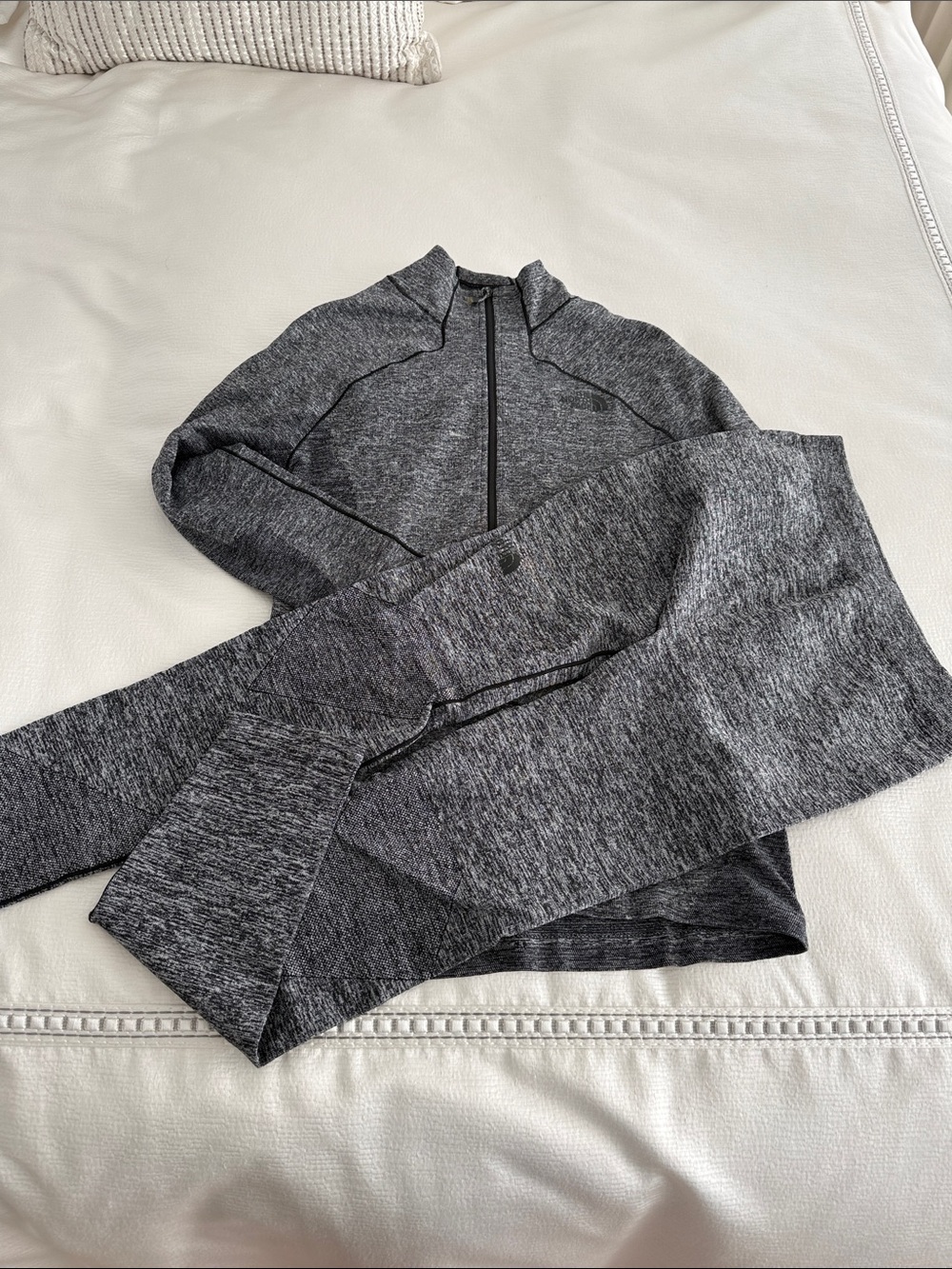 The North Face Heather Charcoal Gray Half-Zip Pullover and leggings set